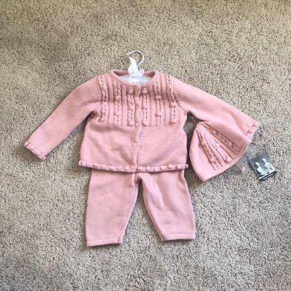 Piper & Posie Other - Knit sweater pants and hat !